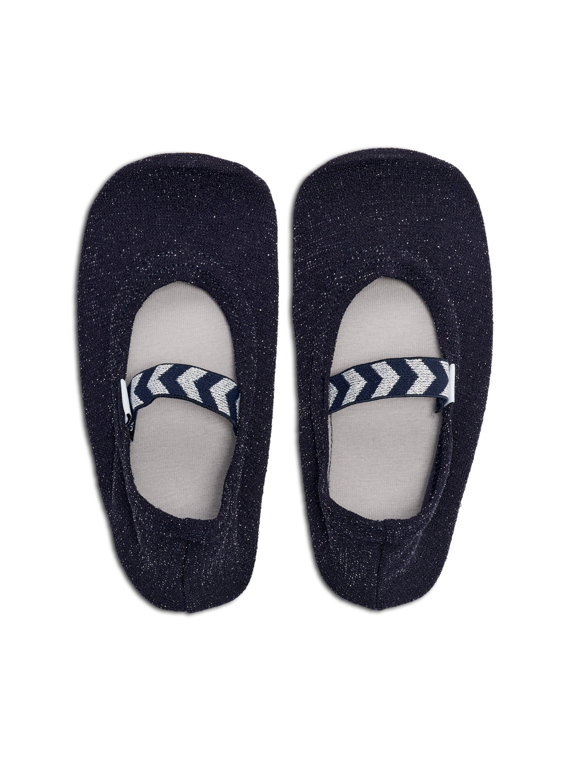 1009-BLACK IRIS