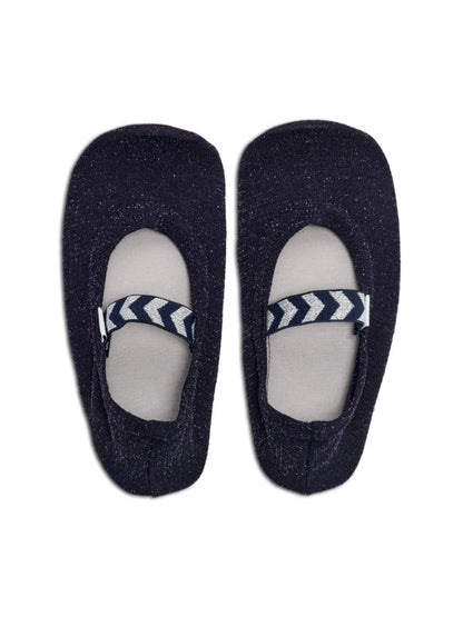 1009-BLACK IRIS