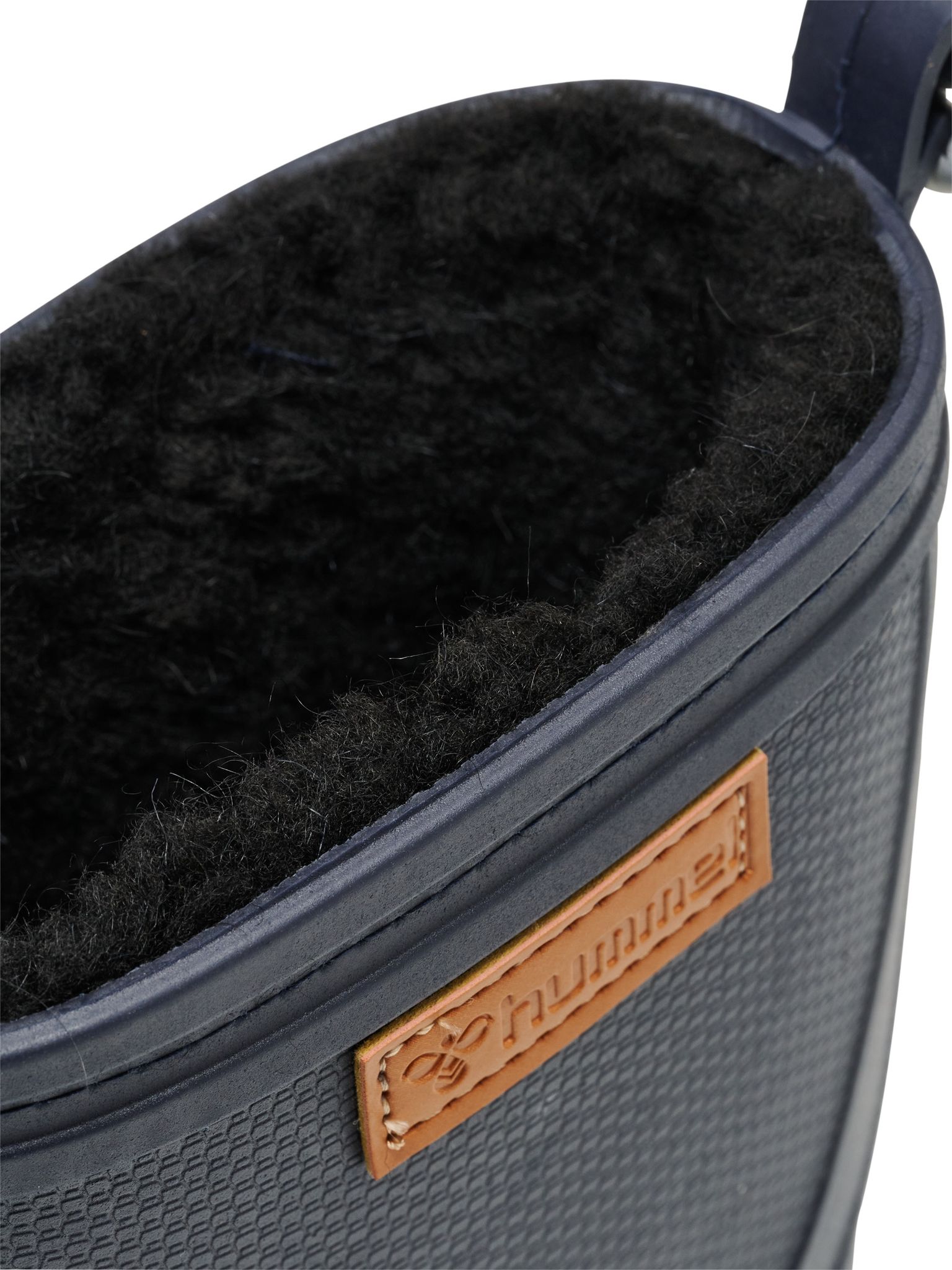 1009-BLACK IRIS