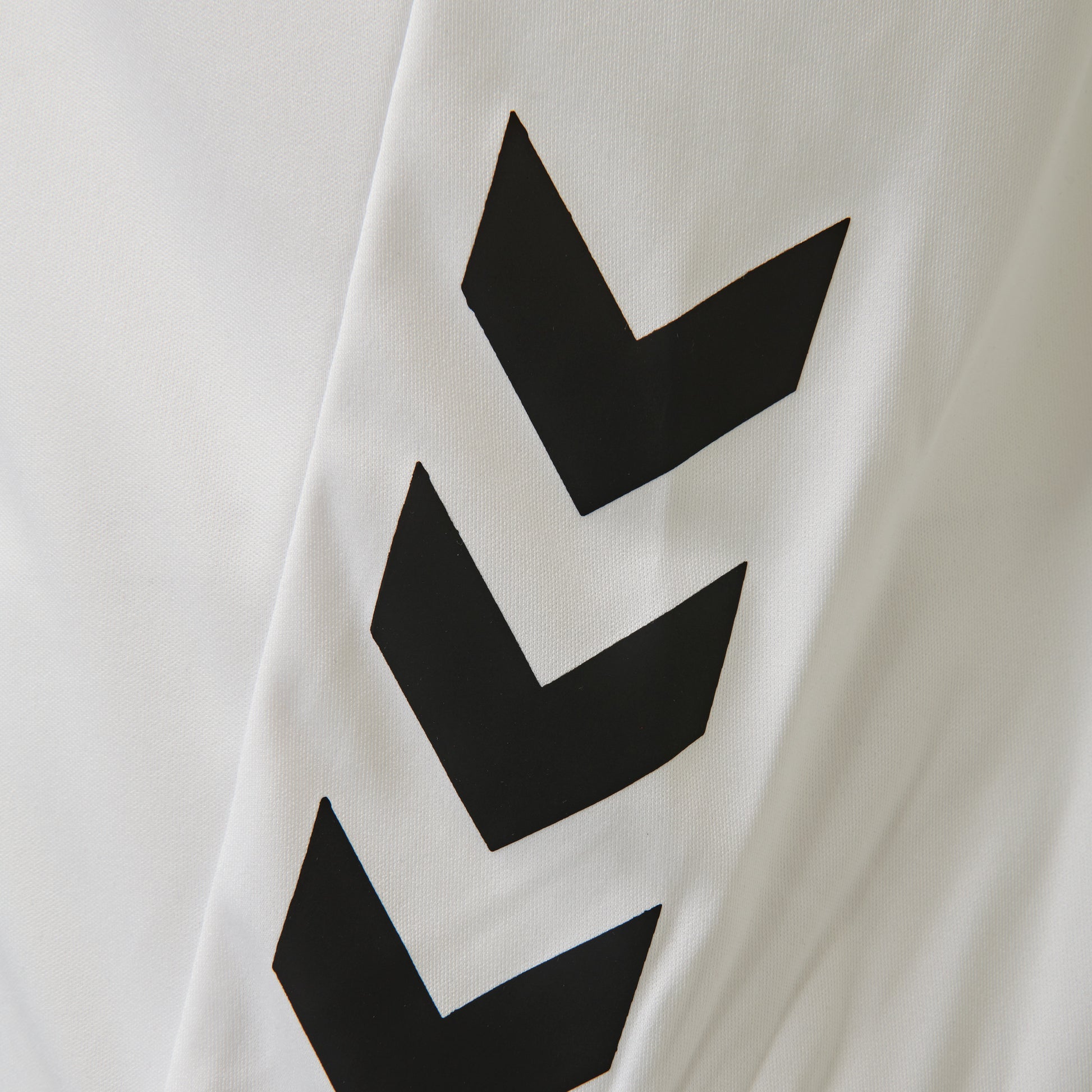 9001-WHITE