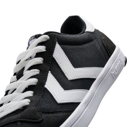 2001-BLACK