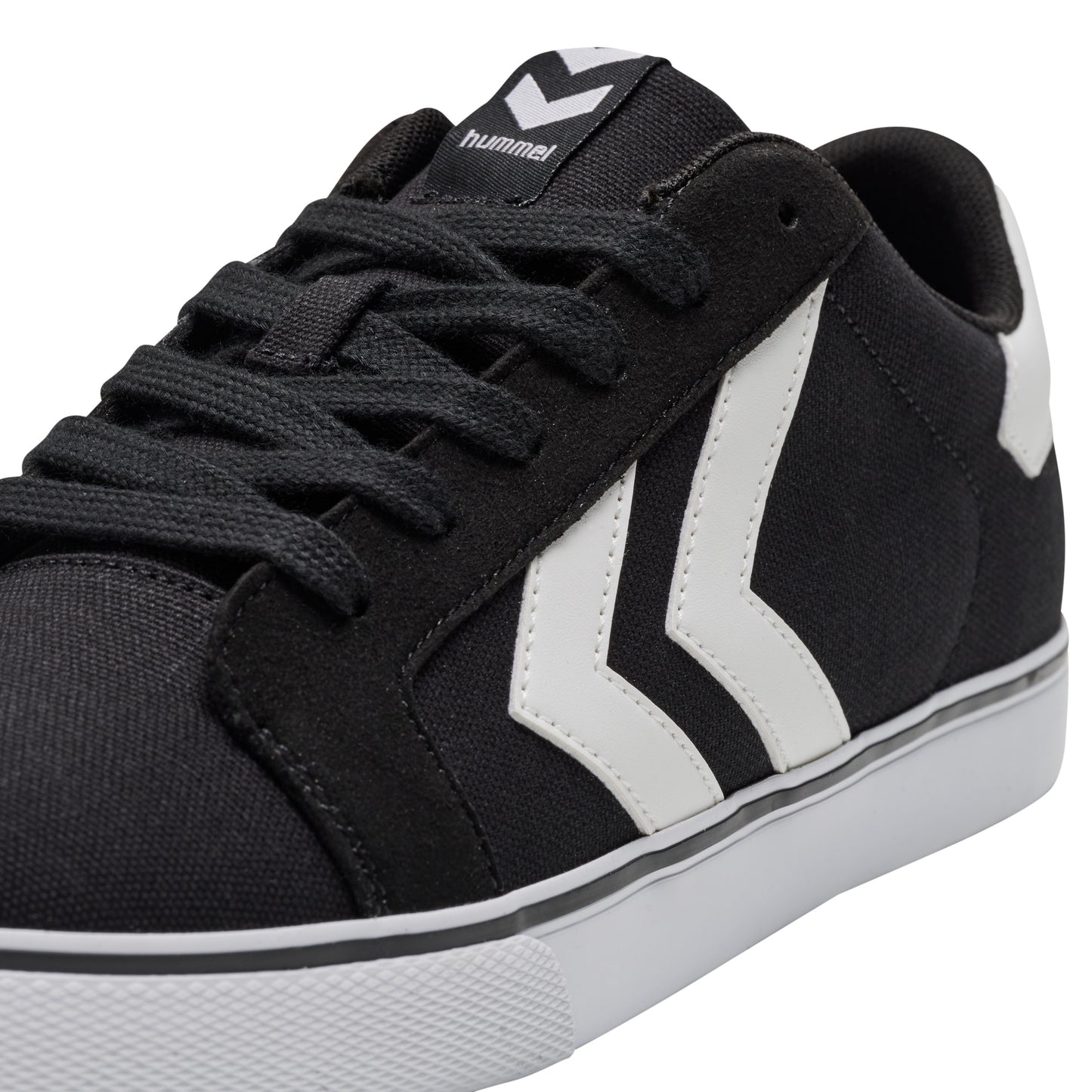 2001-BLACK