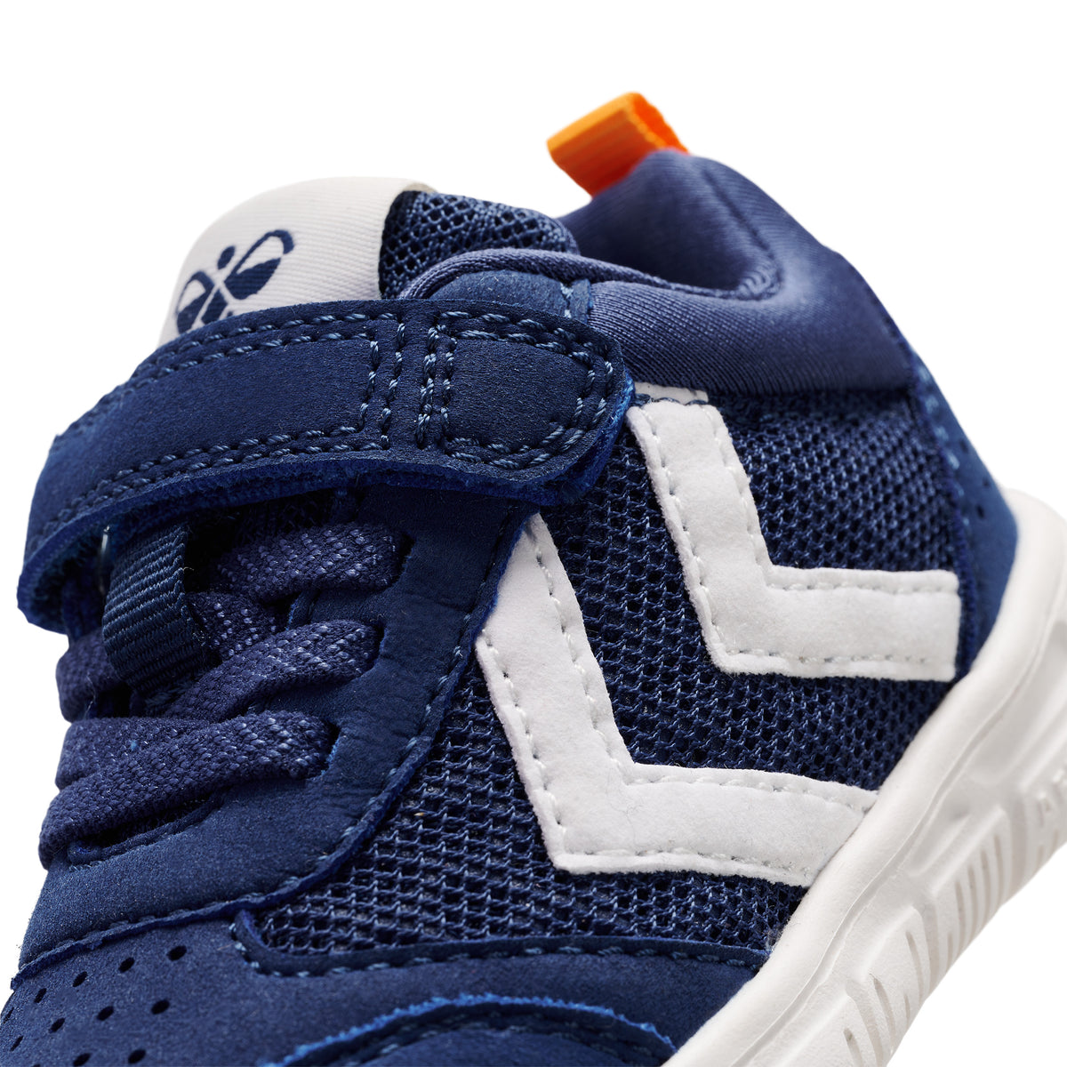 7017-NAVY PEONY