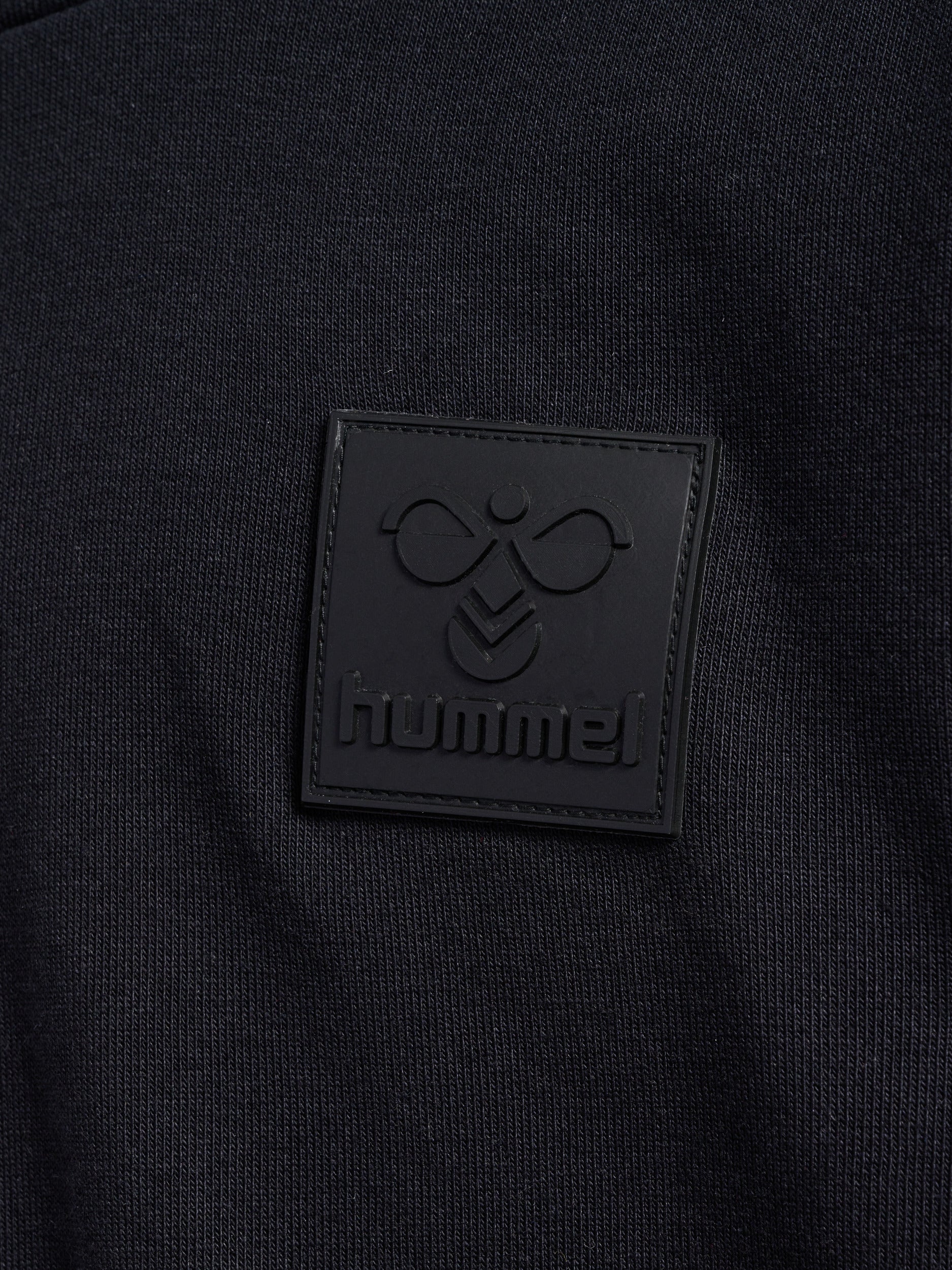 2001-BLACK