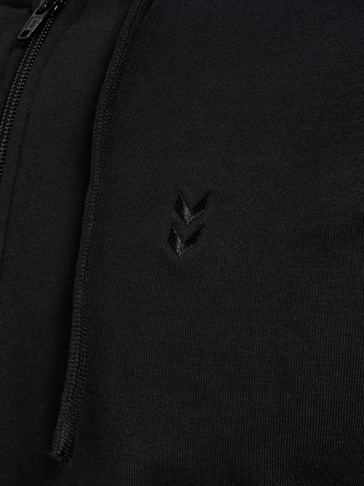 2001-BLACK