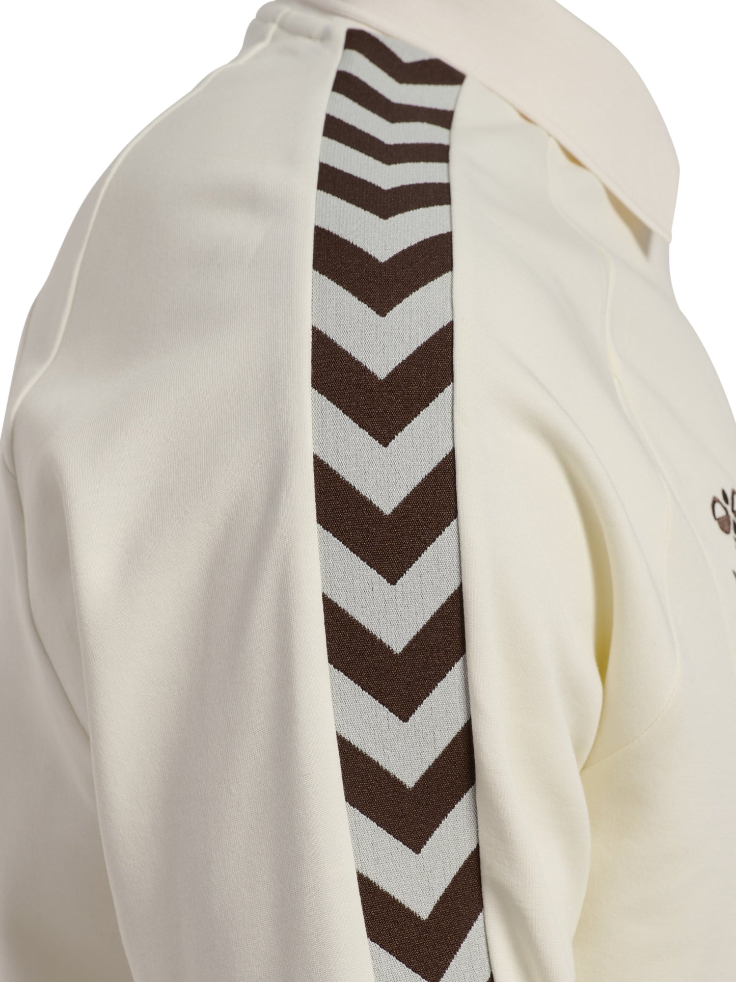 5062-CANNOLI CREAM