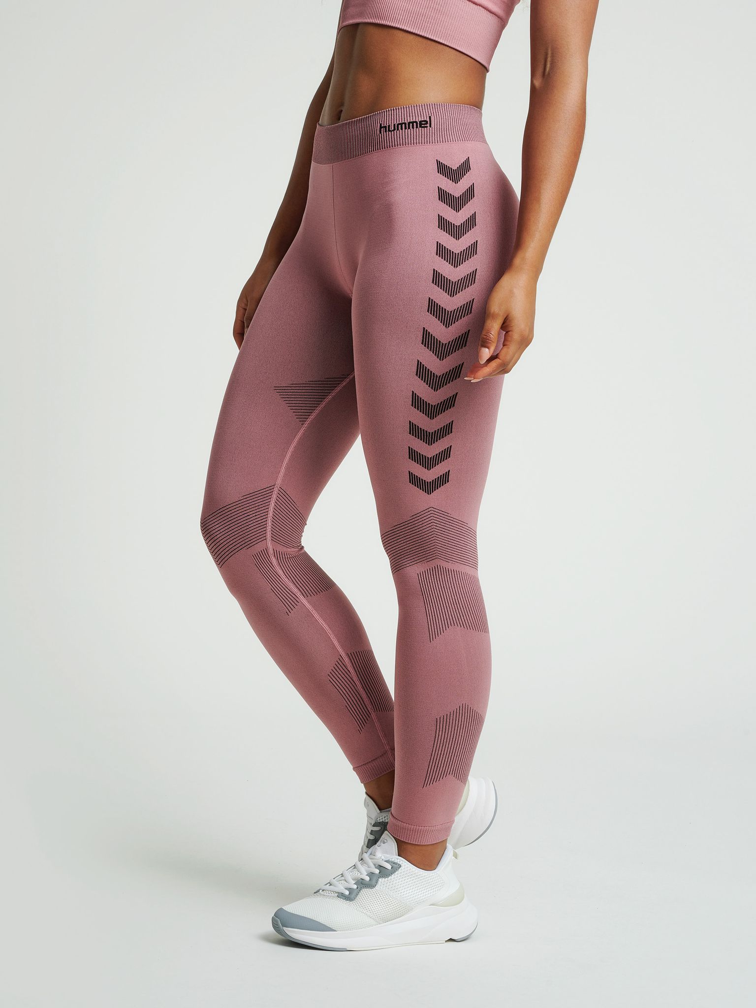 hmlFIRST SEAMLESS TRAINING TIGHT WOMEN