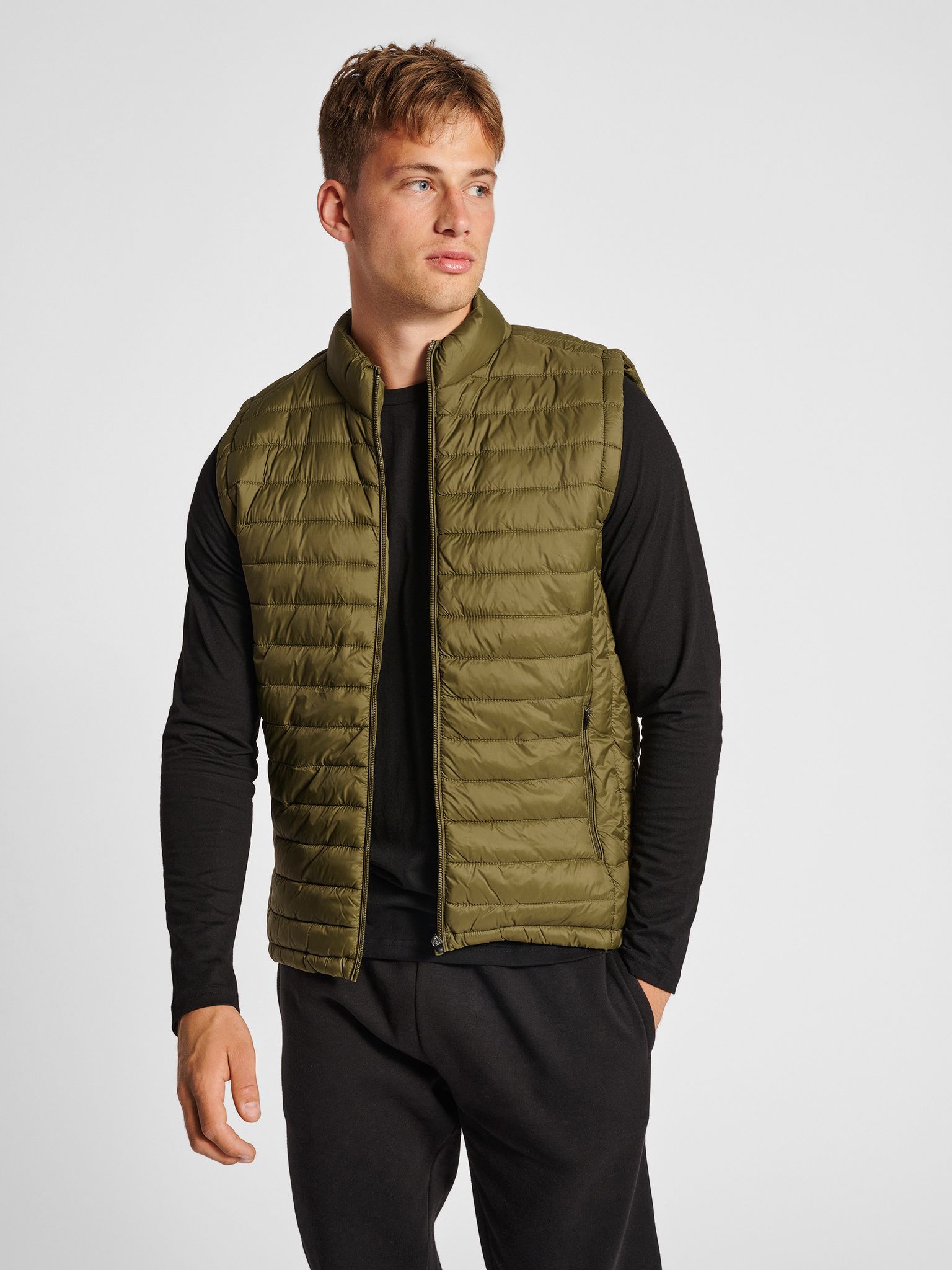 hmlRED QUILTED WAISTCOAT