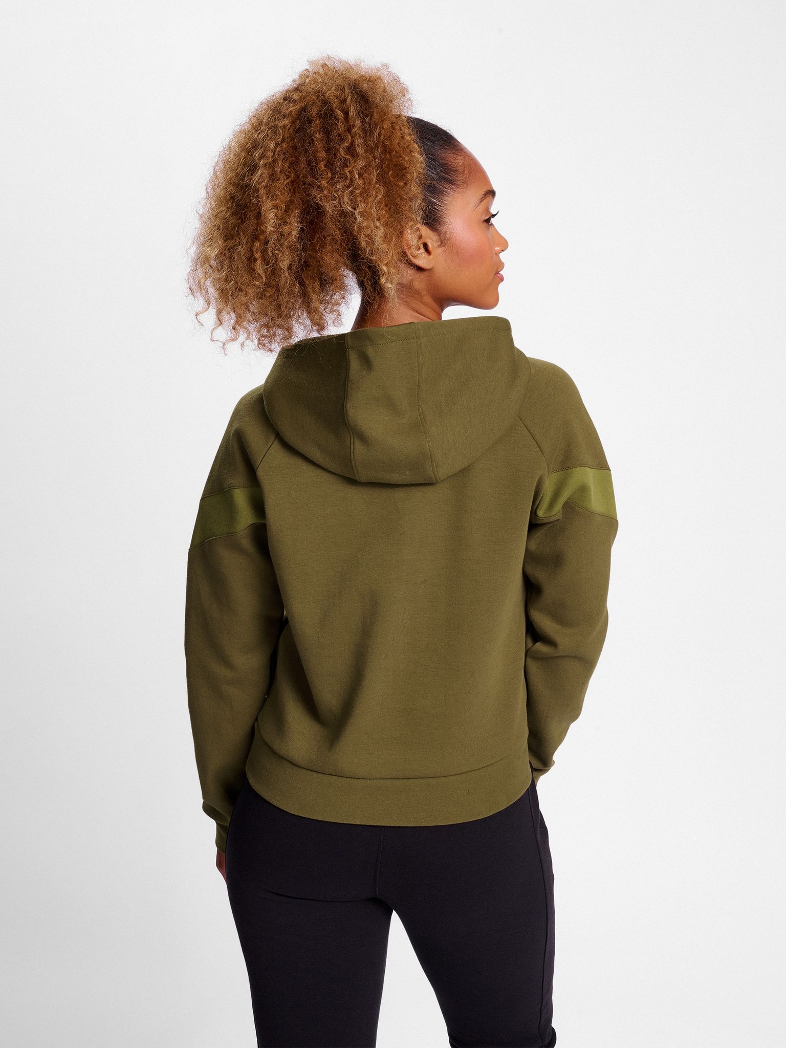 hmlTRAVEL SWEAT HOODIE WOMAN