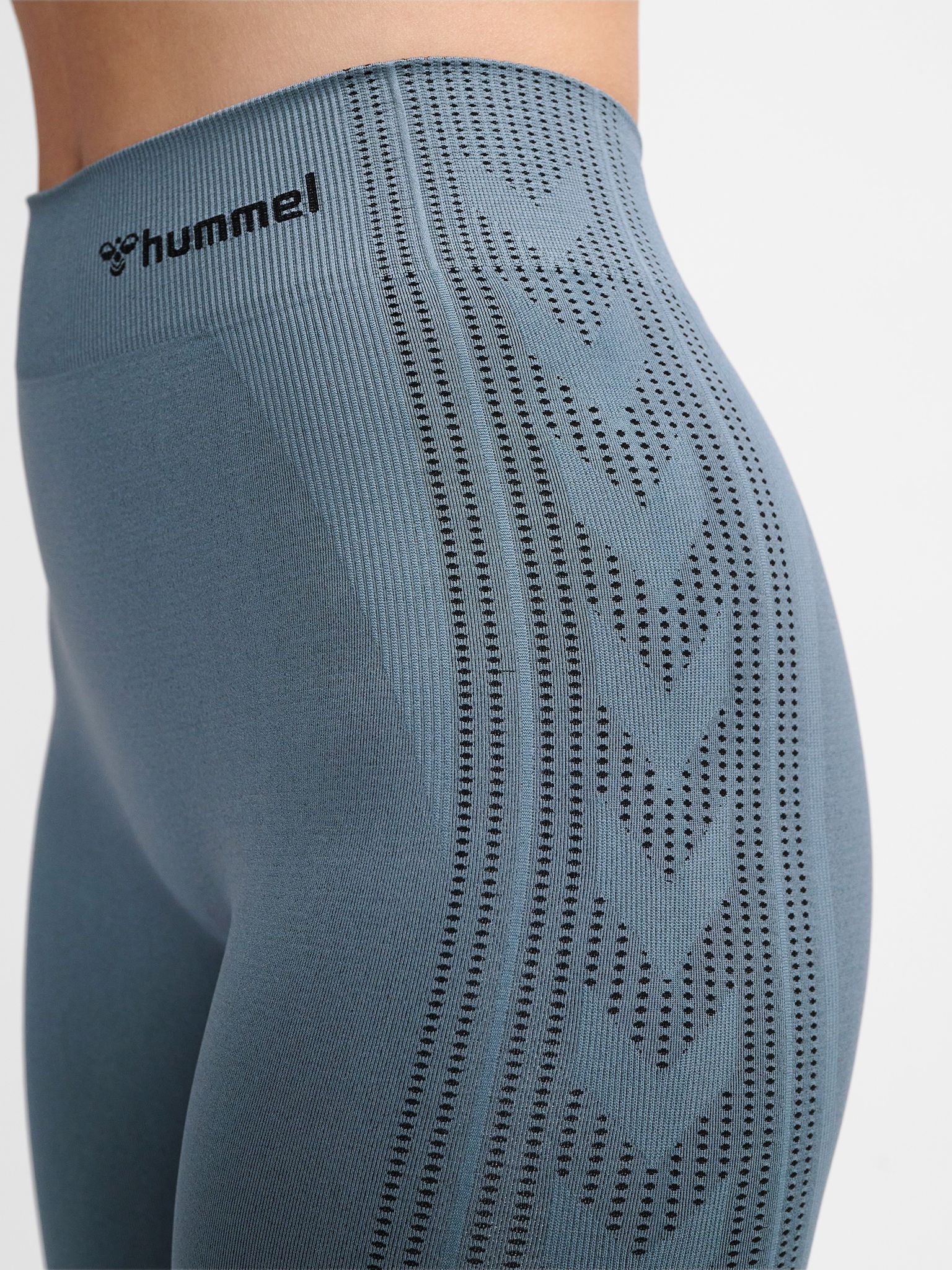 hmlMT SHAPING SEAMLESS MW TIGHTS